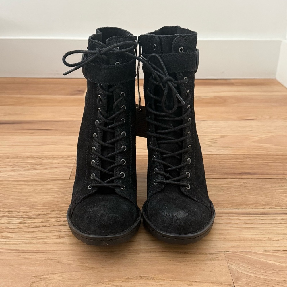 BORN “Cass” Black Suede Lace Up Heeled Boots Sz 5.5